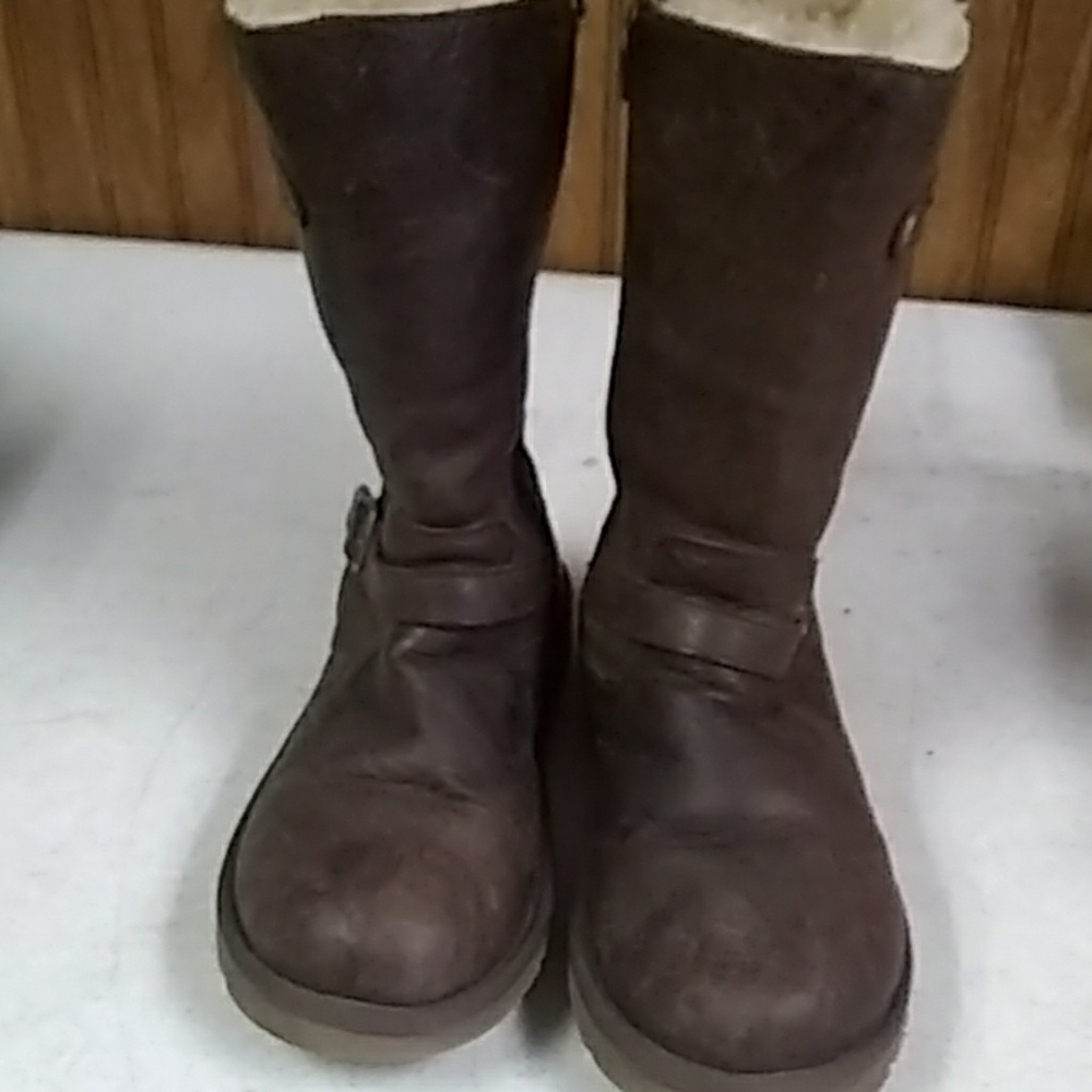 Boots - Picture 4 of 4